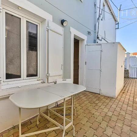 Charmante Maisonnette Au Coeur Des Sables D'olonne 別荘 *